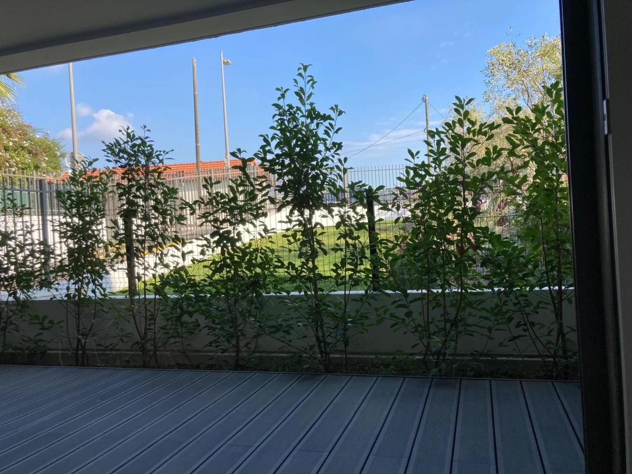 Cannes Petit Juas – 2 pièces neuf avec jardin, terrasse, piscine et garage – 2